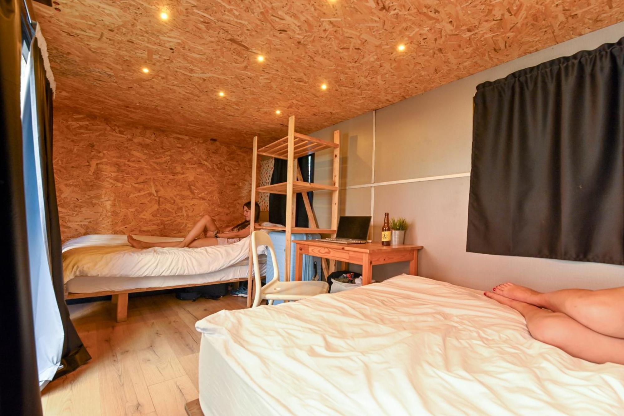 Caravan Hostel Tel Aviv By Roger Age 18-45 Luaran gambar