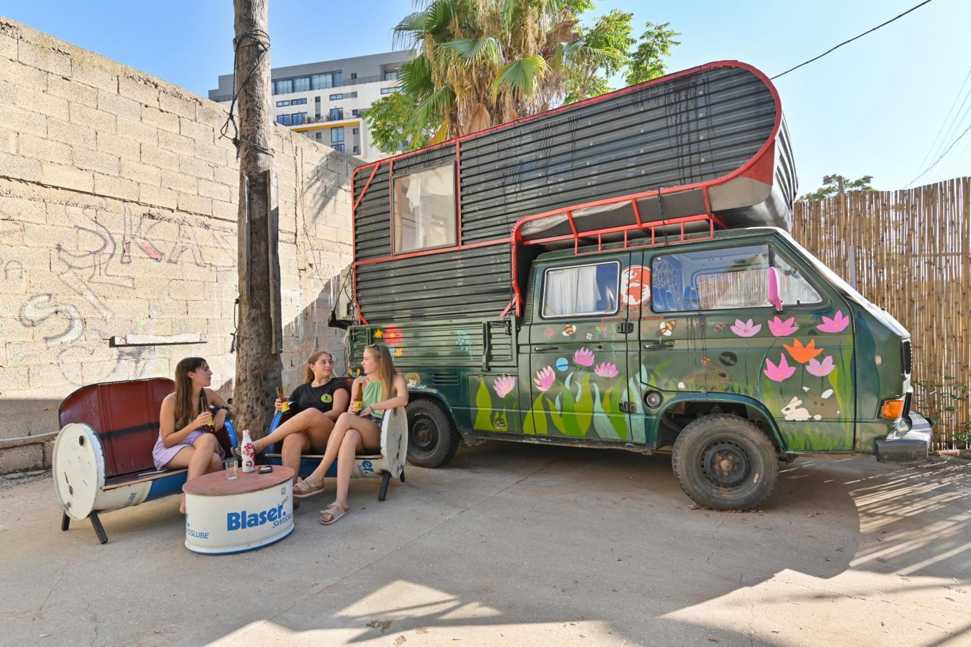 Caravan Hostel Tel Aviv By Roger Age 18-45 Luaran gambar