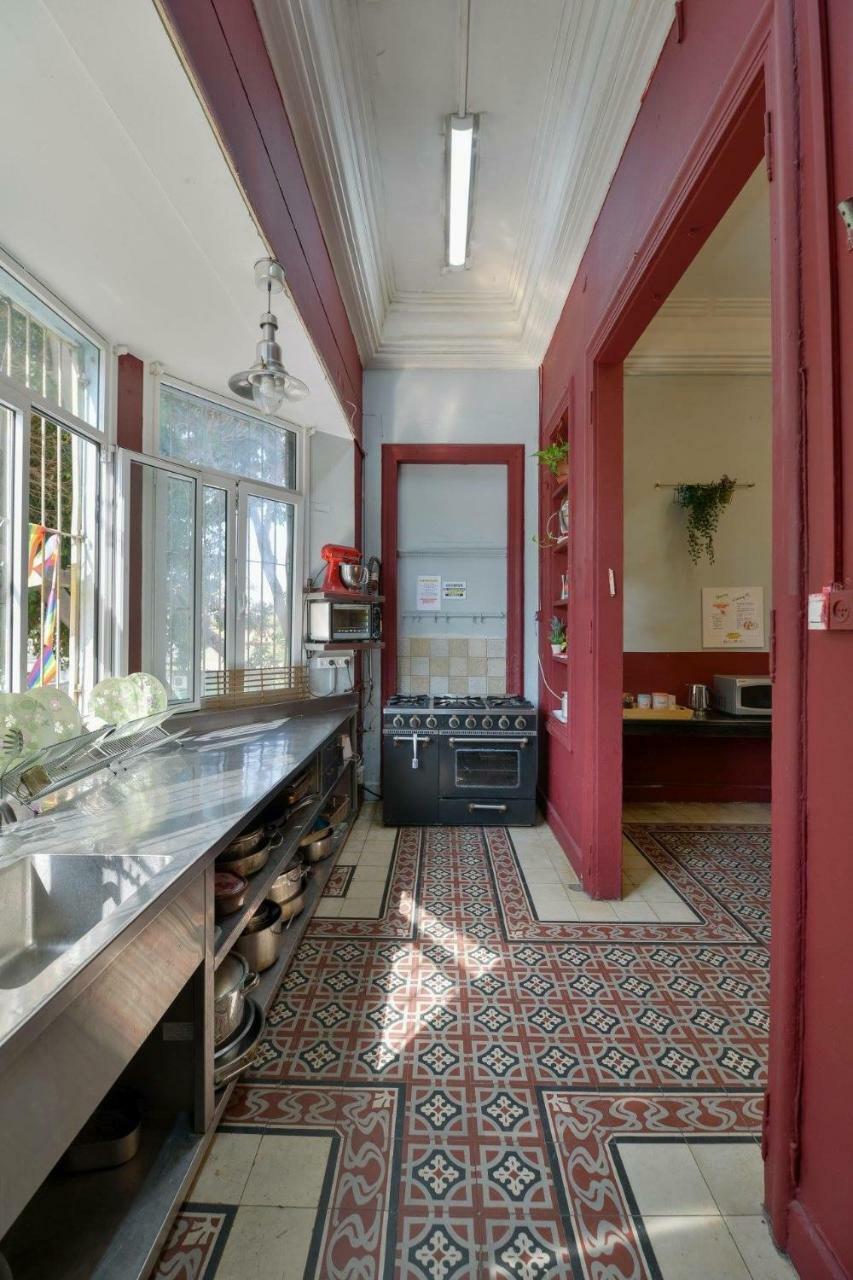 Caravan Hostel Tel Aviv By Roger Age 18-45 Luaran gambar
