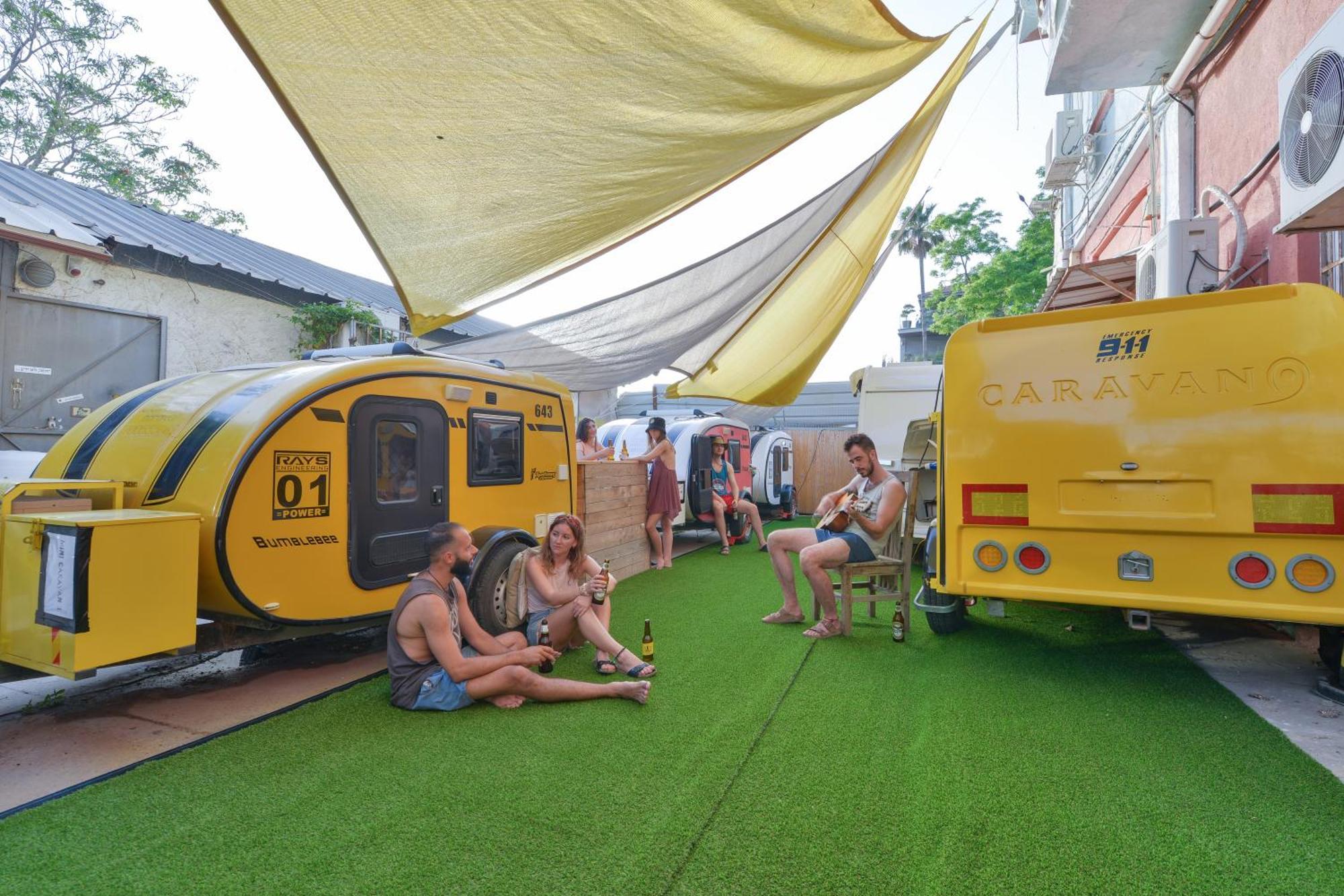 Caravan Hostel Tel Aviv By Roger Age 18-45 Luaran gambar